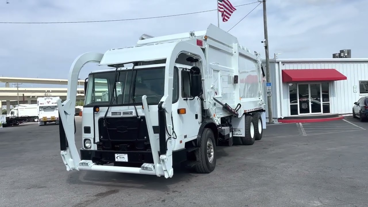 2014 Autocar ACX64 40 yard Heil Front Loader Garbage Truck - 108733