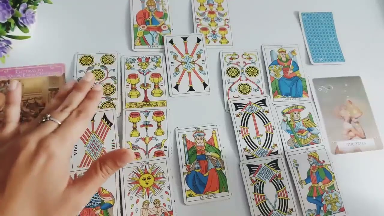 تاروت برج الميزان الحبيب حاسس انك تركته نهائي 🥹❤️‍🔥