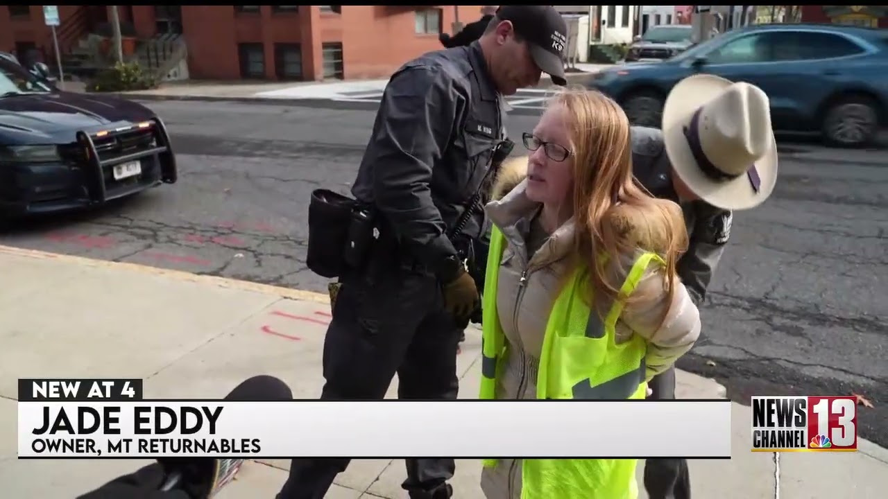 Владельцы пункта приема бутылок арестованы за сдачу банок и бутылок в особняке губернатора штата ...