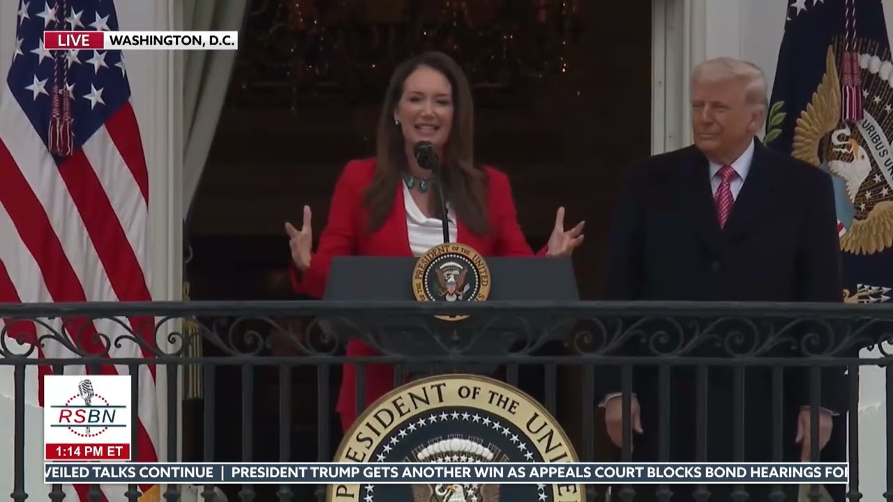 СМОТРИТЕ: Министр сельского хозяйства Брук Роллинс и фермер из Пенсильвании рассказывают о важнос...