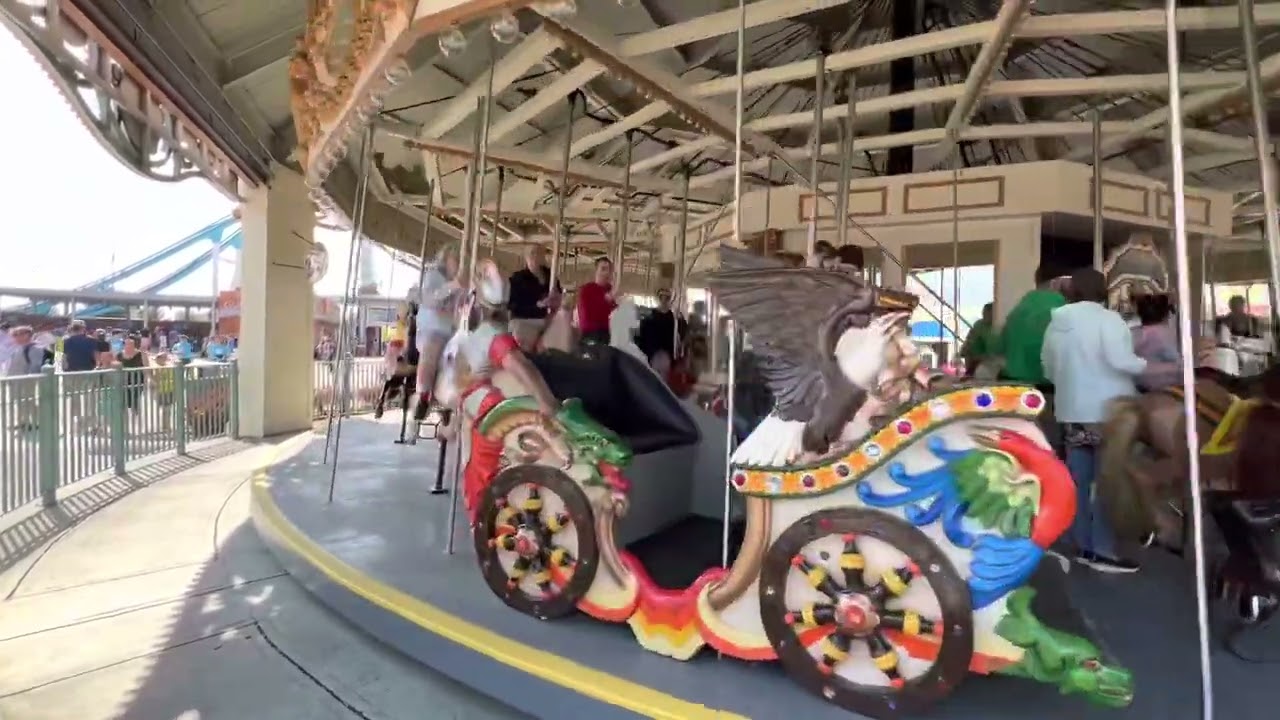 Midway Carousel & Wurlitzer 153 band organ at Cedar Point