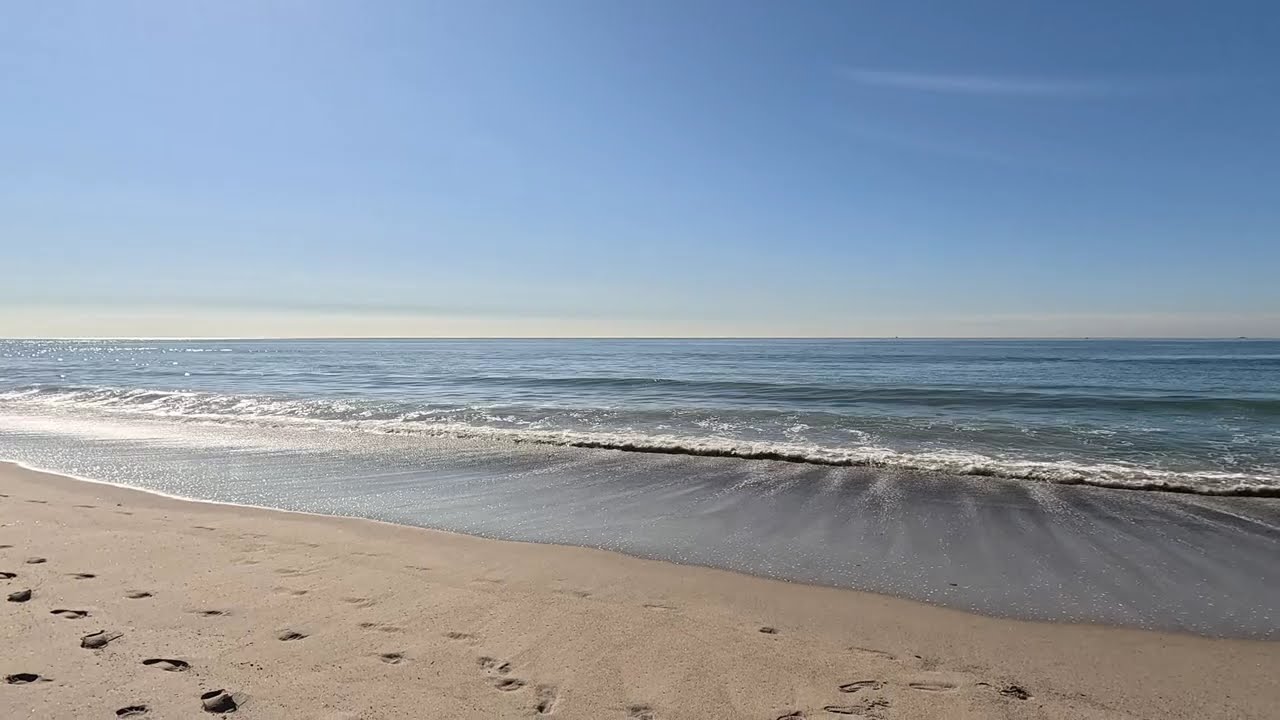 من شواطئ كاليفورنيا إلى ألوان شفشاون  نبحث عن تجربة جديدة