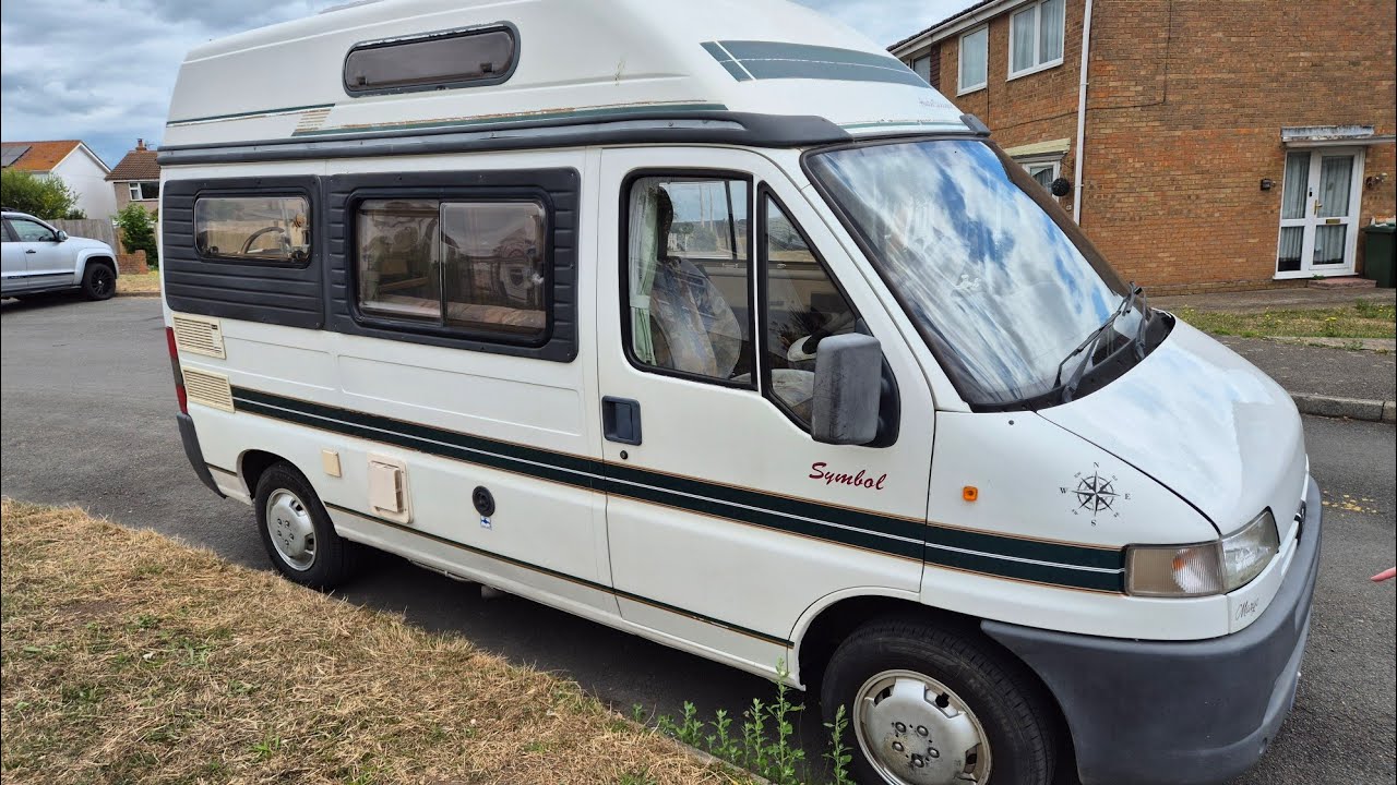 New project. 1999 Peugeot Boxer Auto-Sleeper Symbol