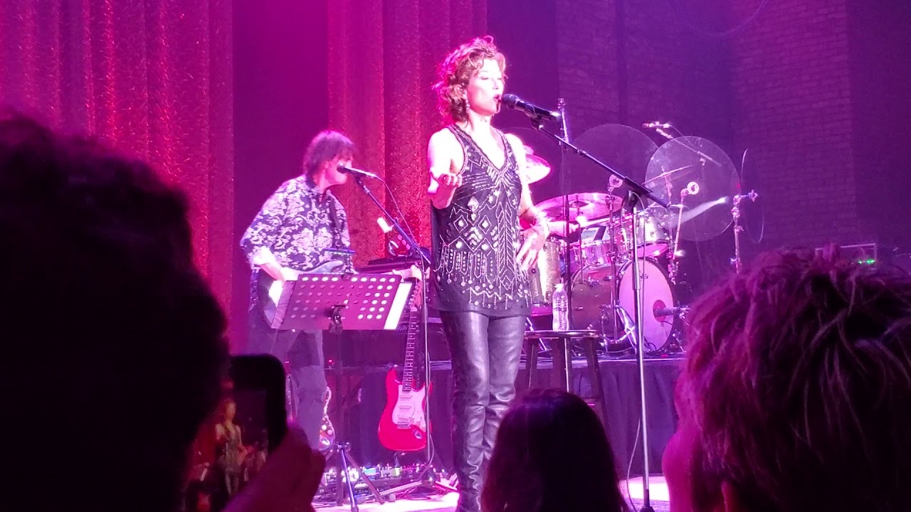 Amy Grant - Every Heartbeat