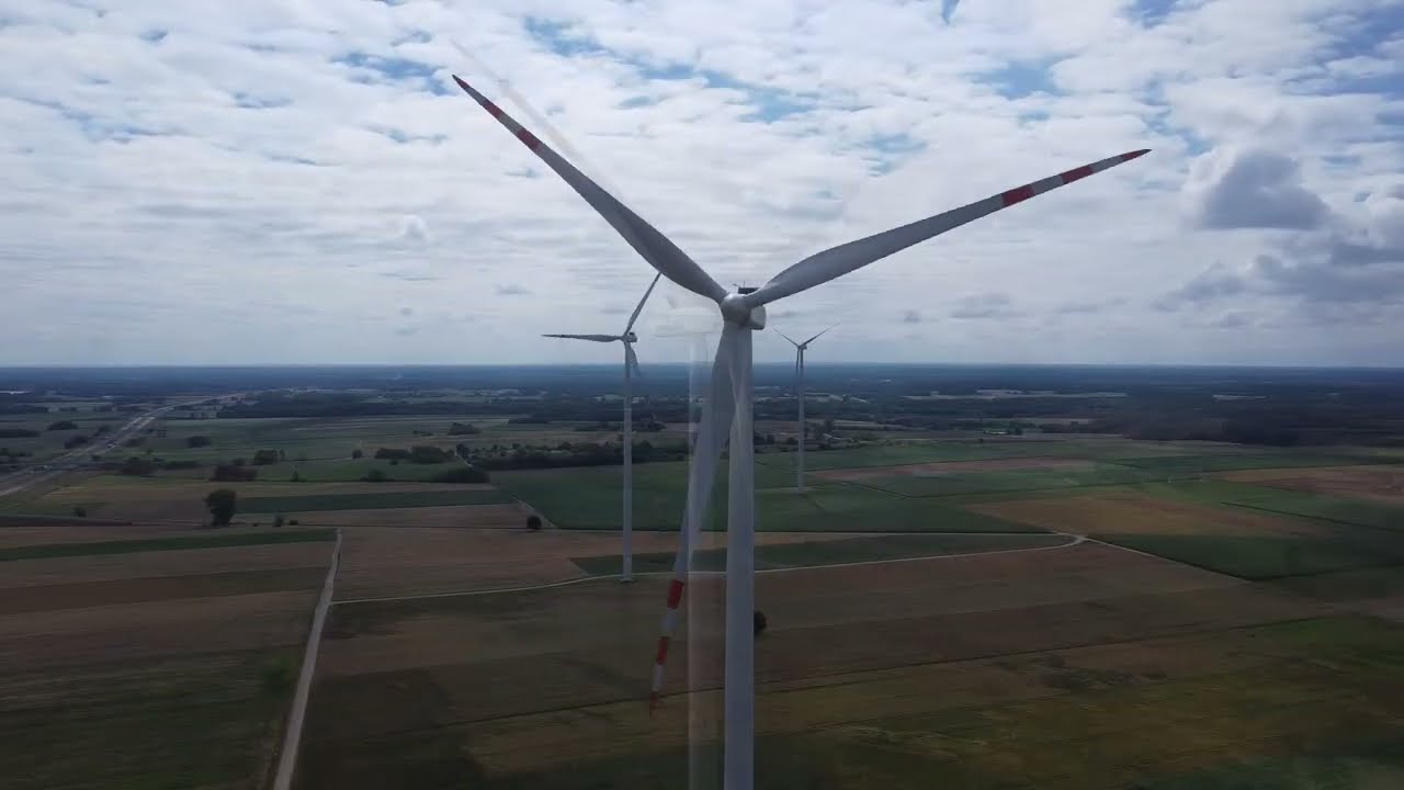 Turbiny wiatrowe w okolicach Parzęczewa 24.06.2024