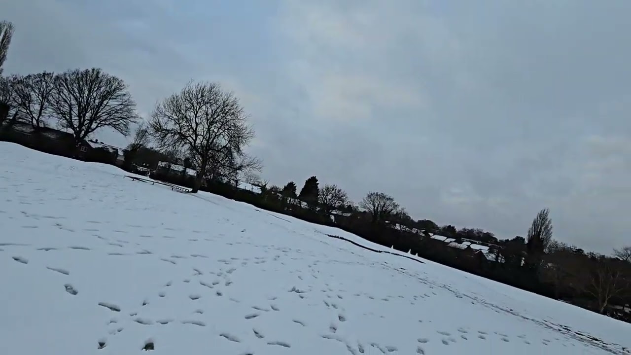 MAJOR RED Warning. Heavy Snow Hits Birmingham, Storm Goretti