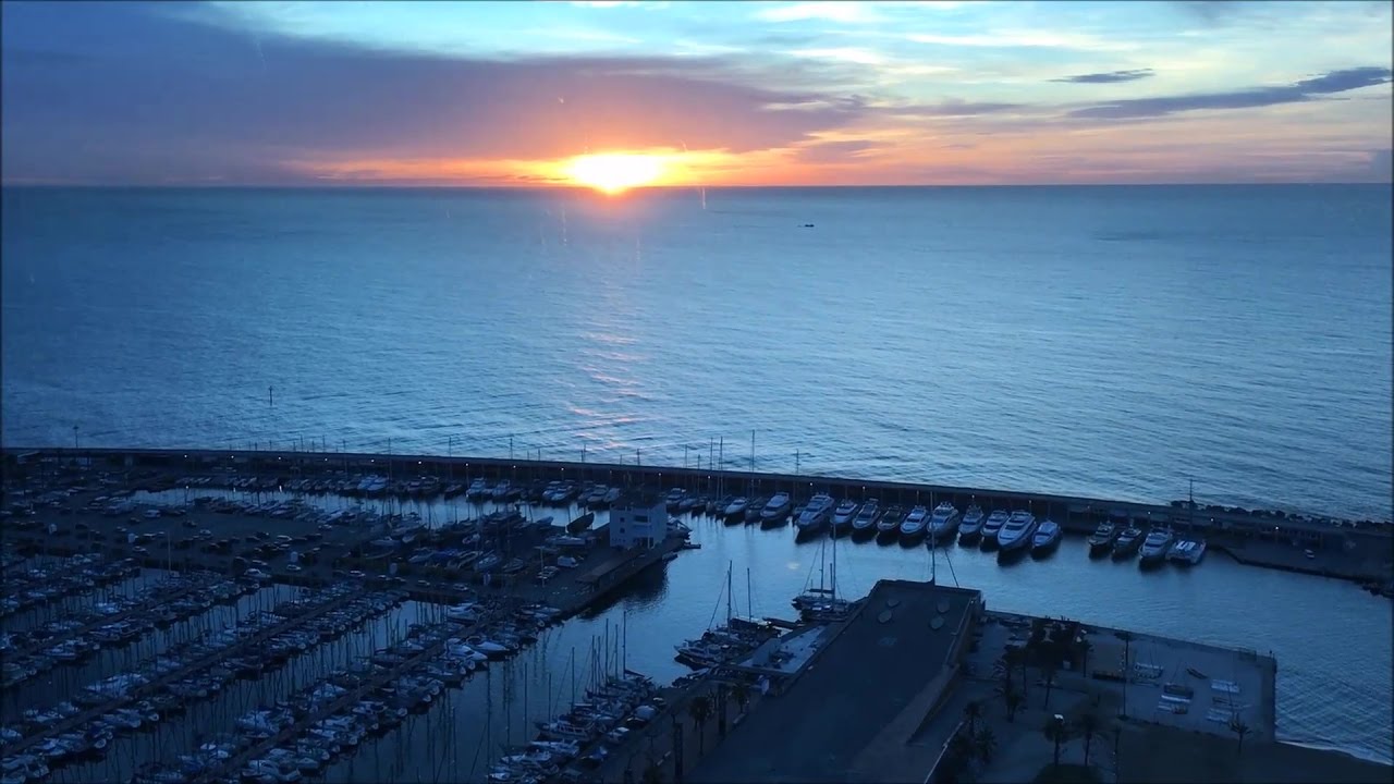 BARCELONA HOTEL ARTS Deluxe Suite. La Rambla. Gothic Quarter. Chocolate Museum. La Boqueria Market.