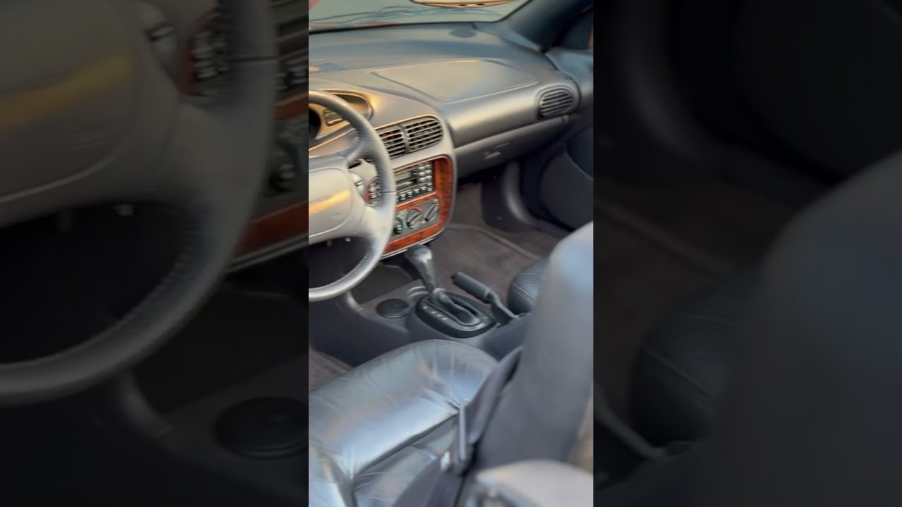 Chrysler Stratus convertible 1998 - interior 