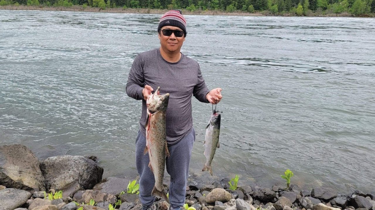 Columbia River Salmon Plunking and Fishing
