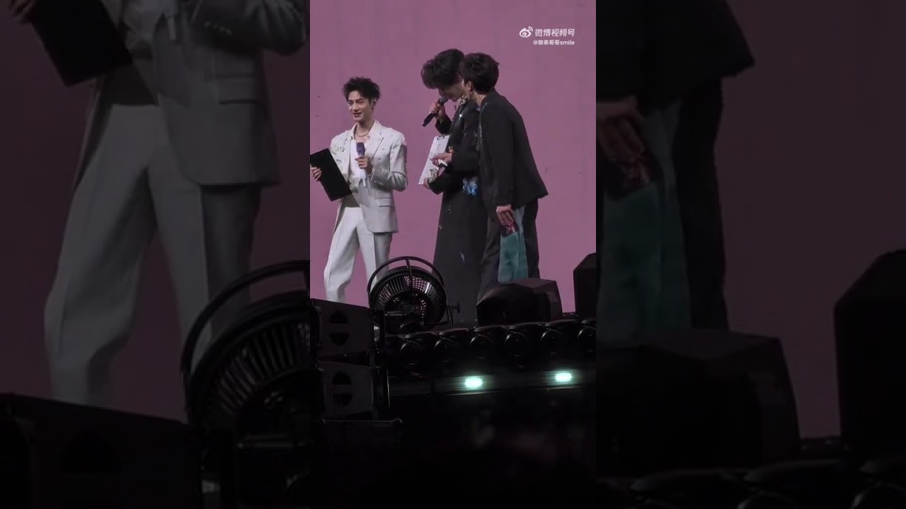 方逸伦 罗云熙 画画🎨 像吗？