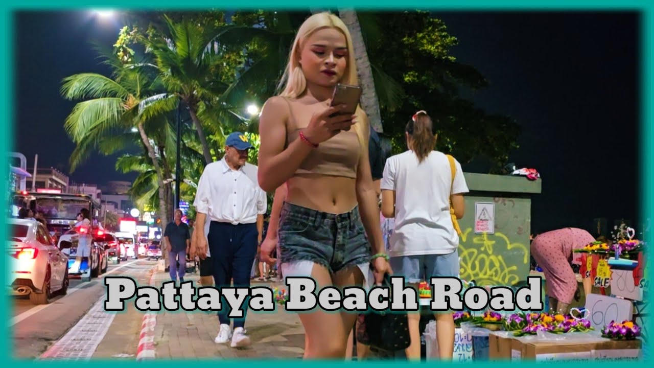 Pattaya beach road... November 15th. 🇹🇭❤️