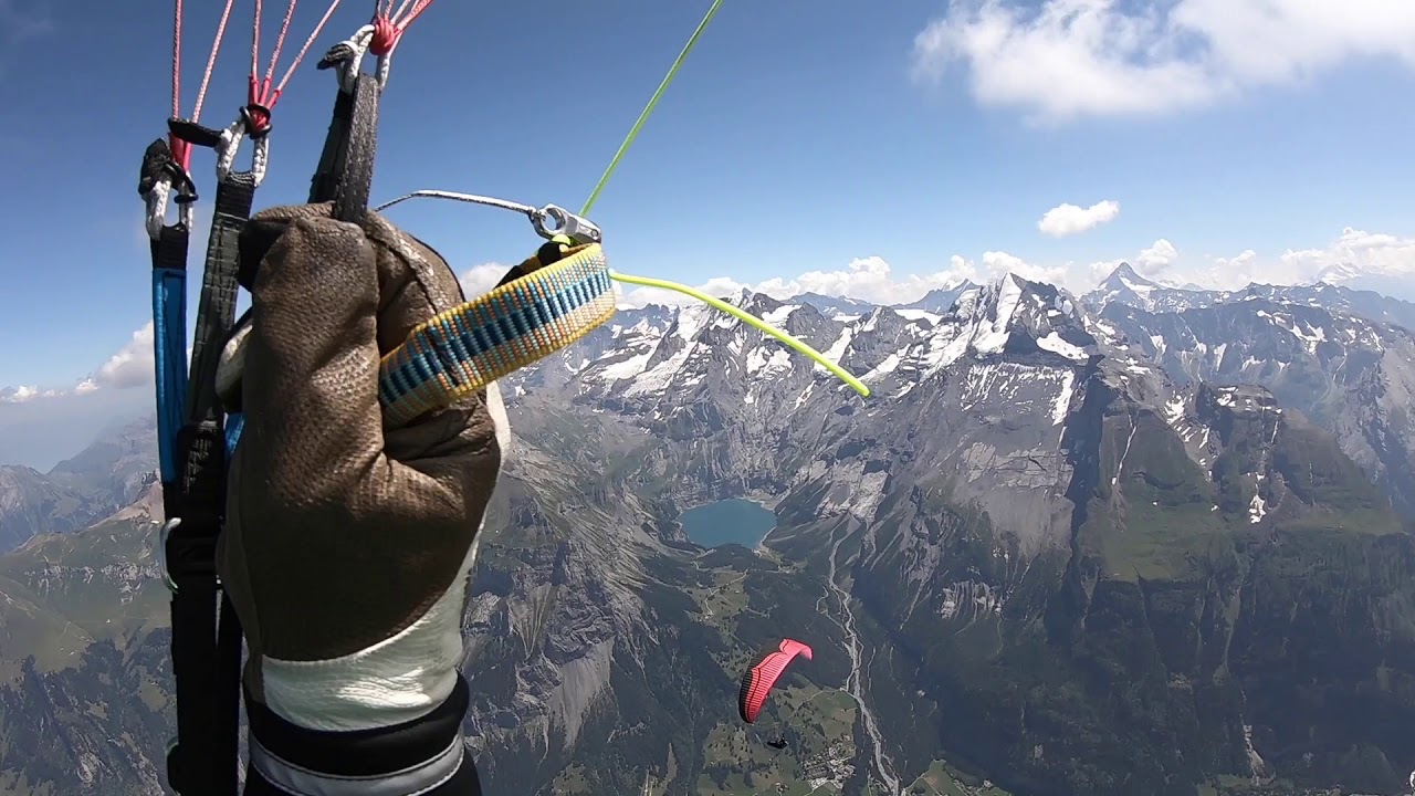 Eiger-Gipfel, Titlis-Gipfel, Alpenhauptkamm - alles in einem Flug!
