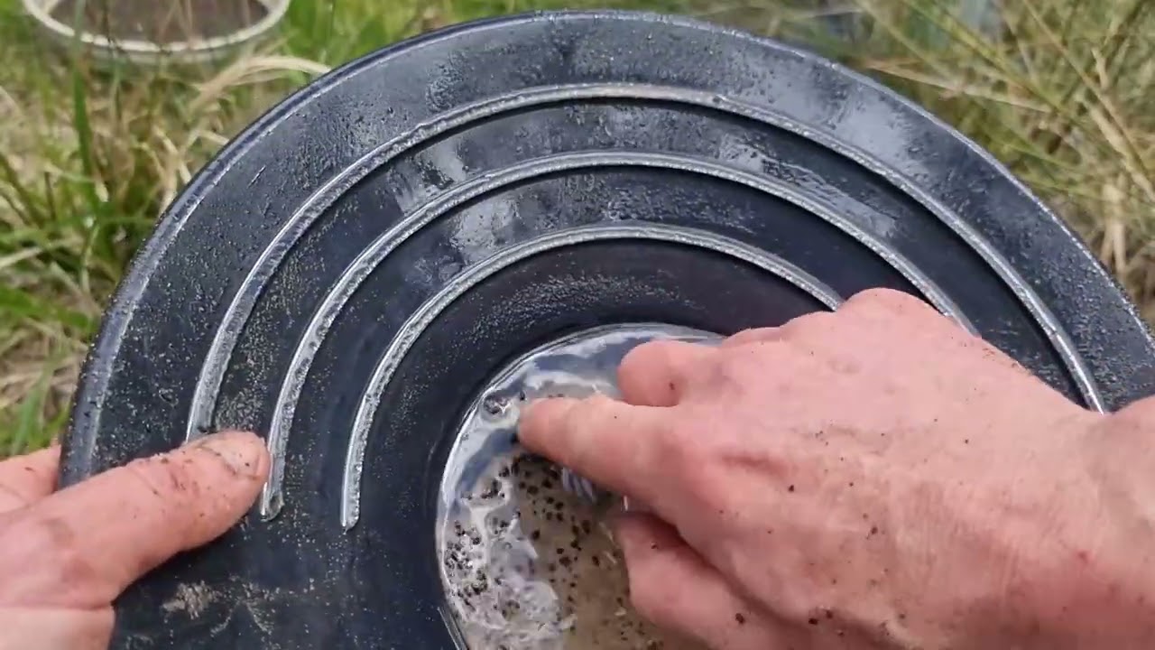 Золотоискательство — промывка в Холодном ручье