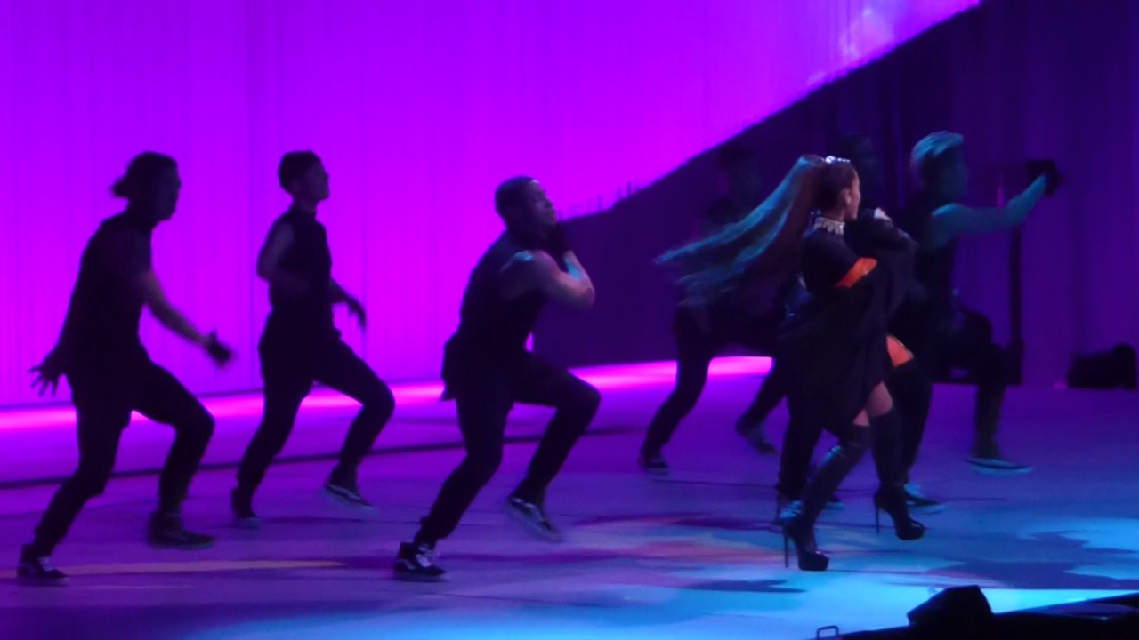 "Everyday & Bad Decisions" Ariana Grande@Wells Fargo Center Philadelphia 3/1/17