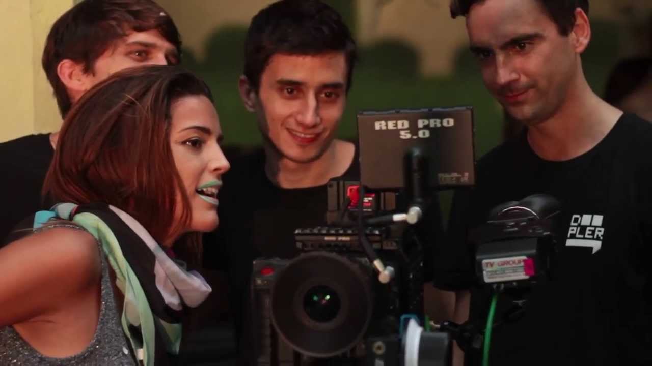 BACKSTAGE MUSICA X FAVOR - CALU RIVERO