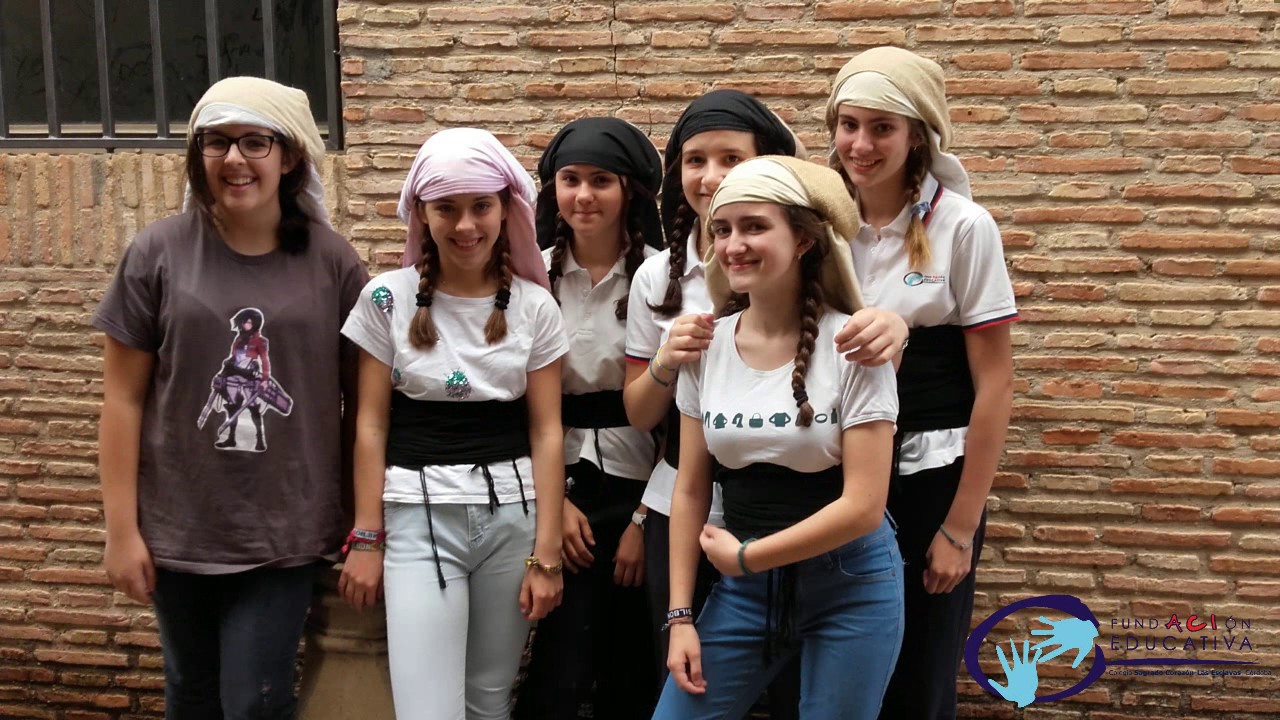 Colegio Sagrado Corazón-Las Esclavas Cordoba. Procesión Virgen del Colegio