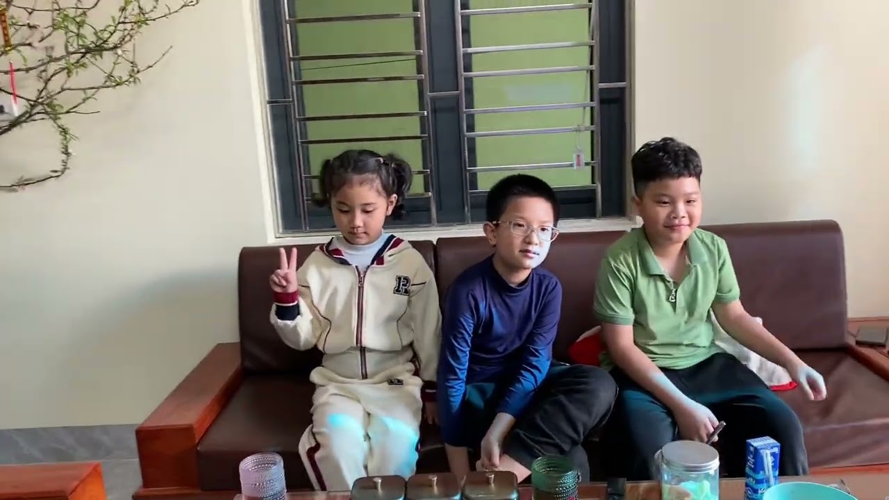 tết về muôn nơi (Ngày Tết Quê Em)