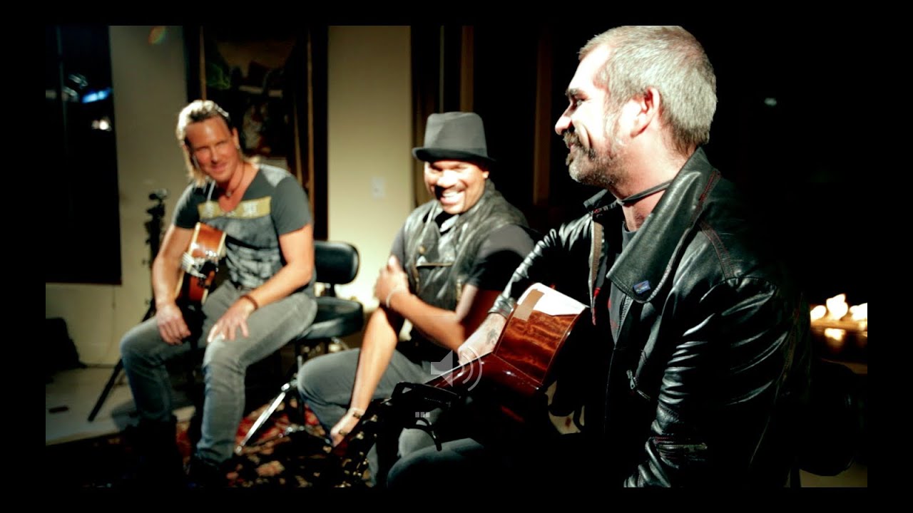 Aaron Hendra Project - ALIVE (Live Acoustic Trio)