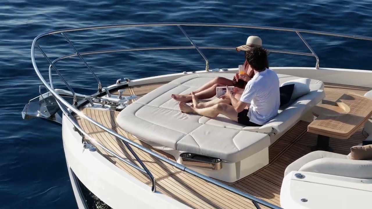 Absolute Navetta 62 – Yeni Nesil Lüks Explorer Yat Deneyimi