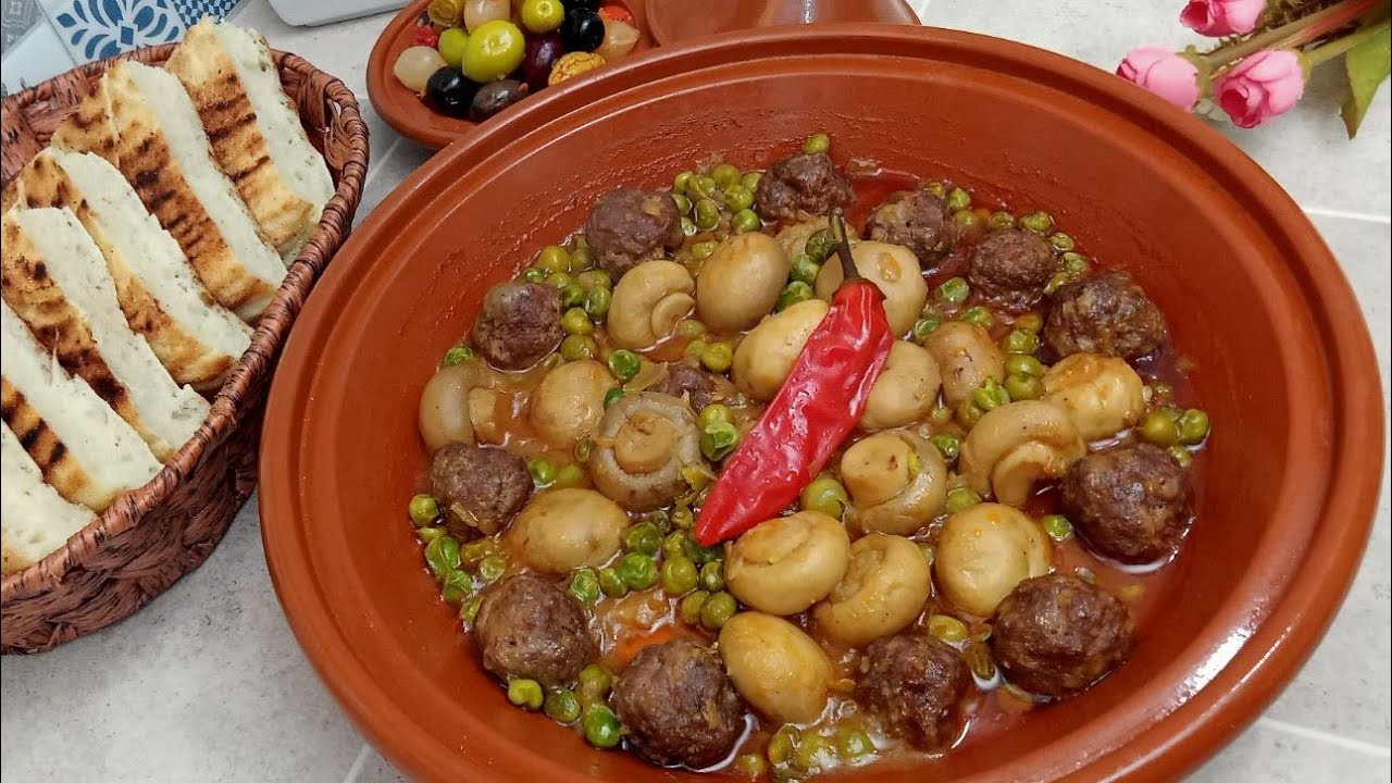 طجين الجلبانة بالشومبينيو شحال بنين 🤤 وساهل لتحظير سبيسيال للعاملات 😉❤️cuisine kahina Manel