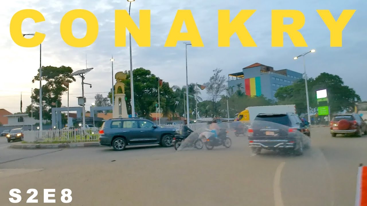 Въезжаем в столицу Гвинеи, Конакри, и наслаждаемся красотой города | S2 E8 | Honda Transalp