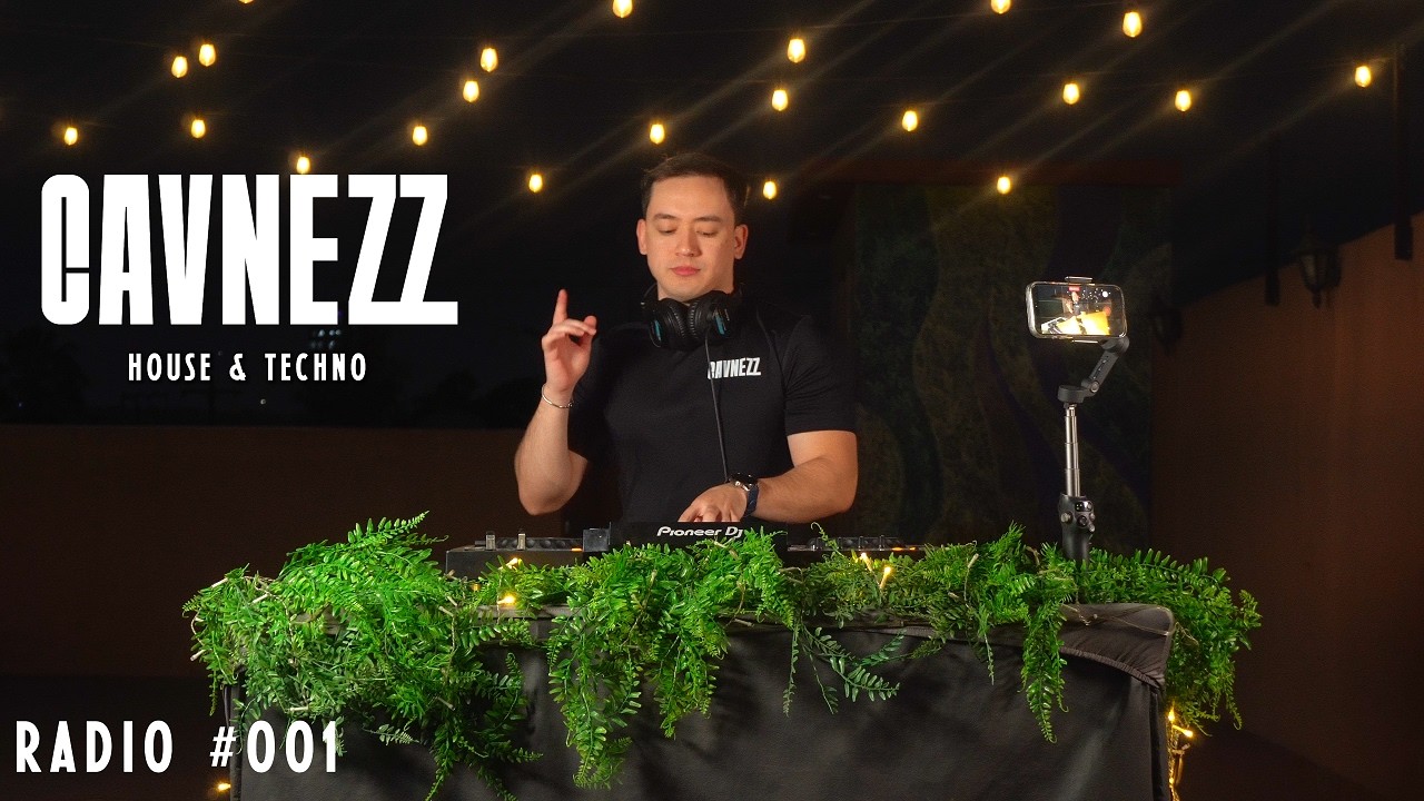 Cavnezz Radio #001 | Sunset Set (House & Techno)