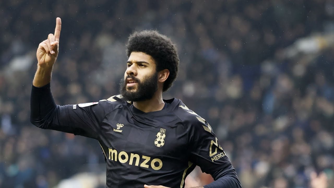 Ellis Simms - Target Man | 24/25