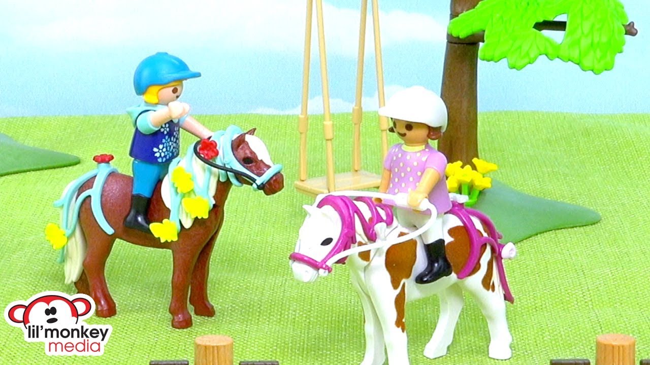 Playmobil Horse Farm 🐴 - Advent Calendar Build and Play! Peanut Pony Foal Goes Missing!!