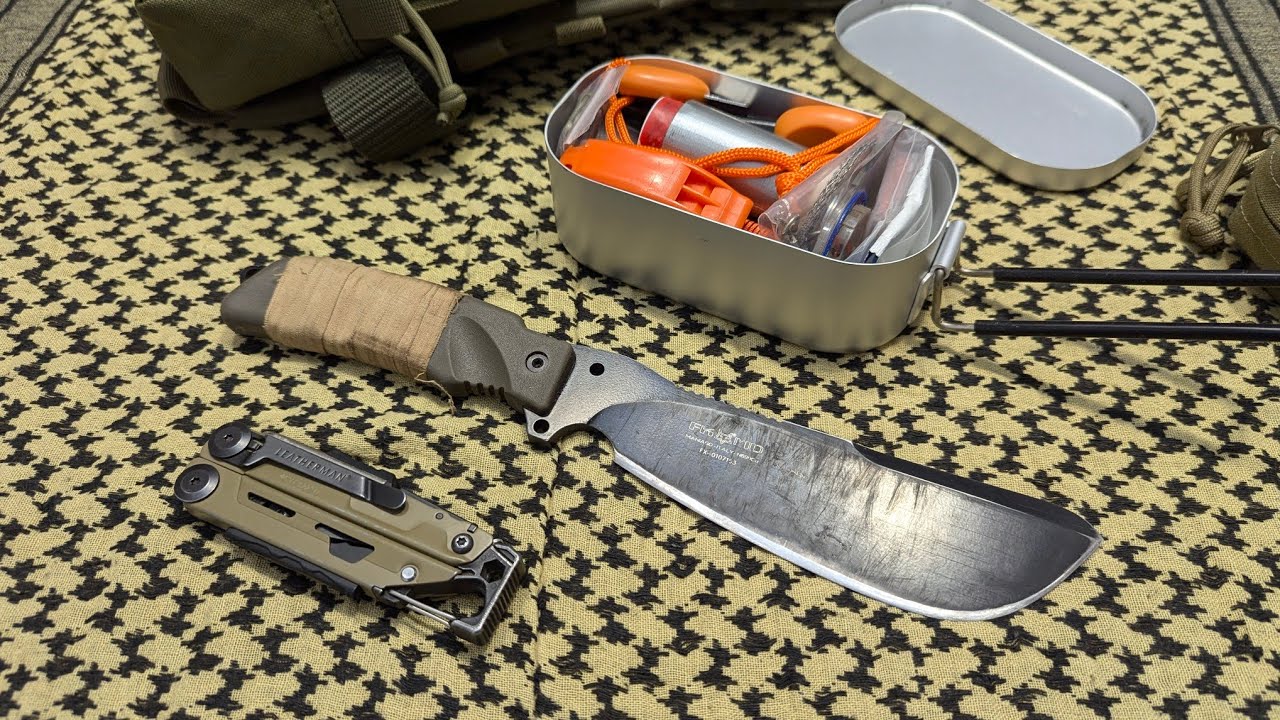 SURVIVAL KIT,  IL KIT DI SOPRAVVIVENZA che ho realizzato per il mio Fox parang.