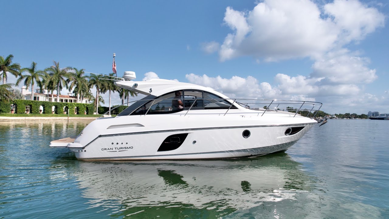 Beneteau 34’ GT // 2013