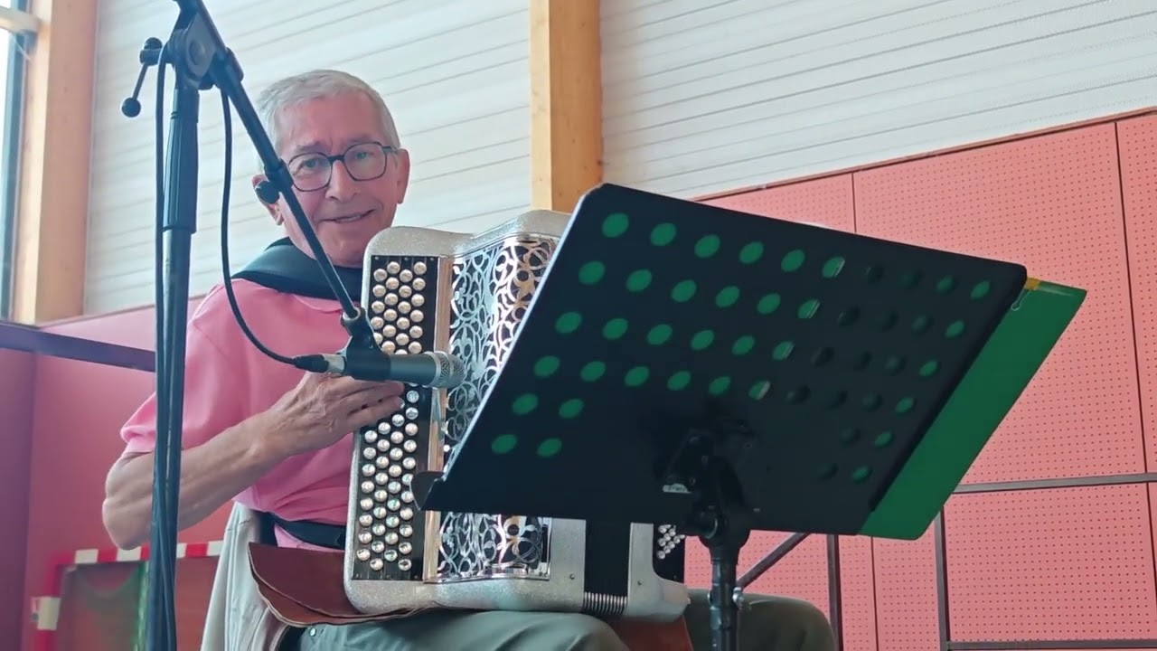 20251012_Fest-Deiz à Sulniac avec FARIELL _ Fête de la Pomme.