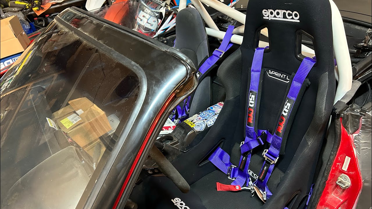 Sparco sprint L in a 1990 na Miata?! IT ALMOST FITS! PCI Mount