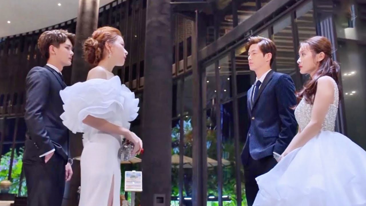 丈夫摟著小三出雙入對，下秒看到妻子被帥總裁當眾求婚，瞬間後悔莫及！【#爱情的开关  As Long as You Love Me】#中国电视剧 #chinesedrama #逆袭