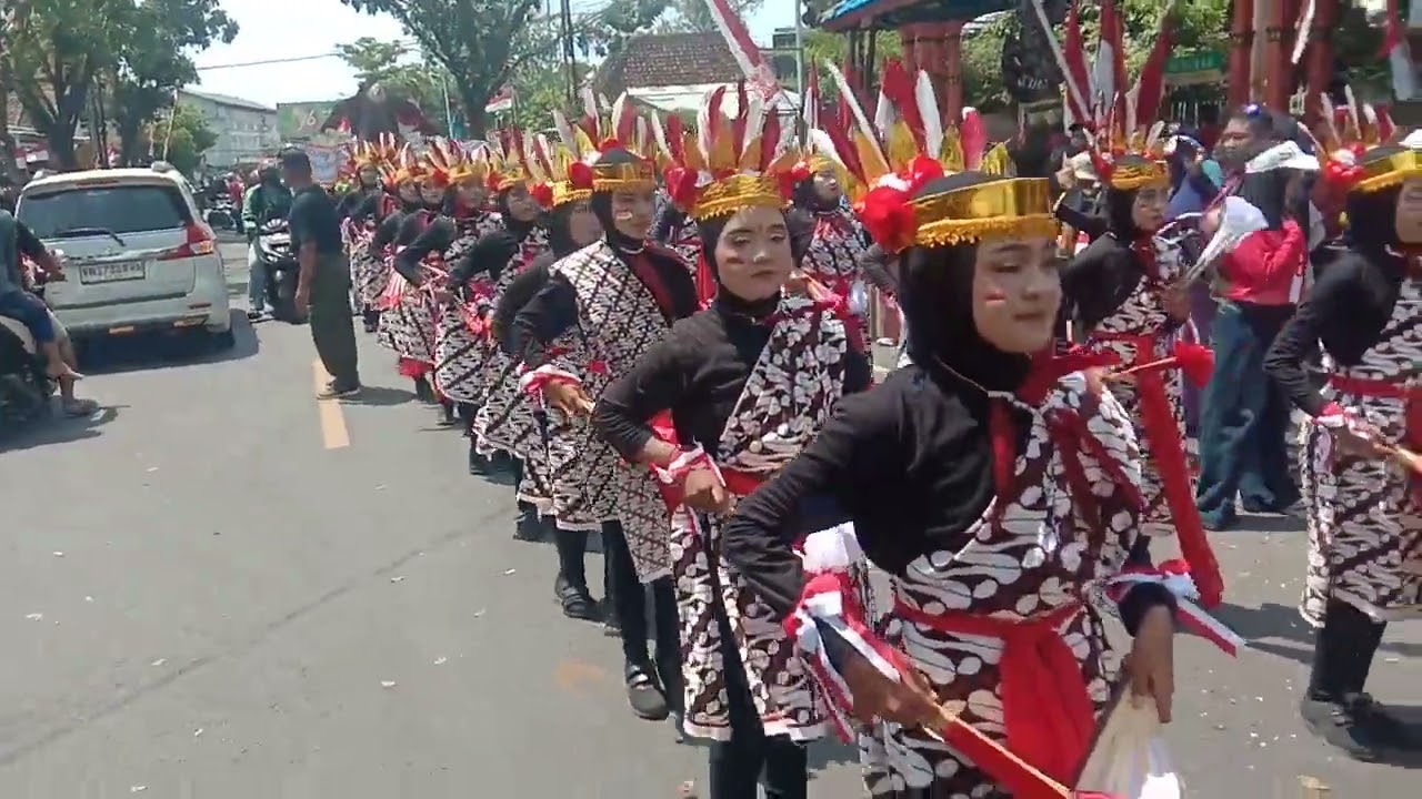 Asoka Carnival Tari Kipas #hiburan #festival #budaya #kesenian #carnaval #carnival #agustus #hutri 