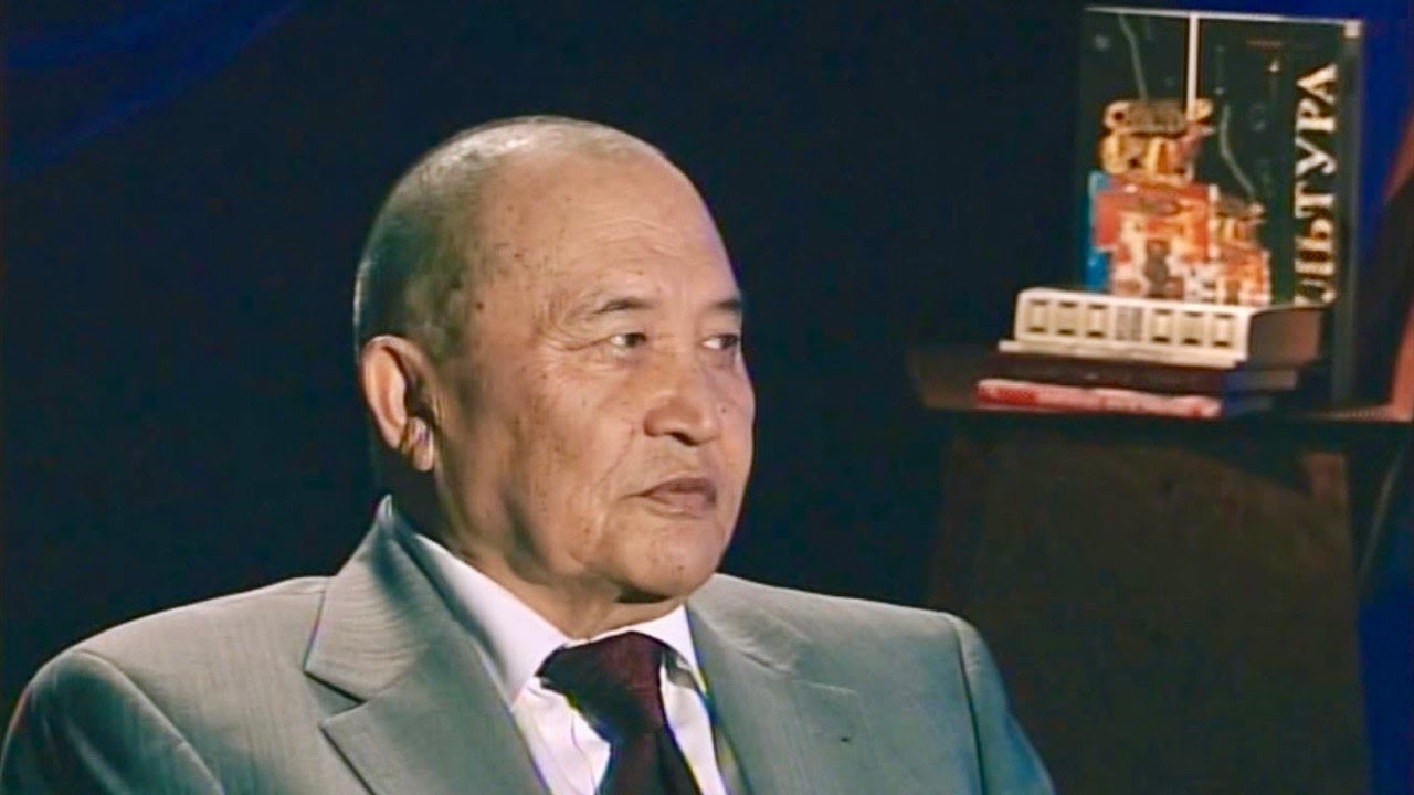 Свет былого – Аким Тарази