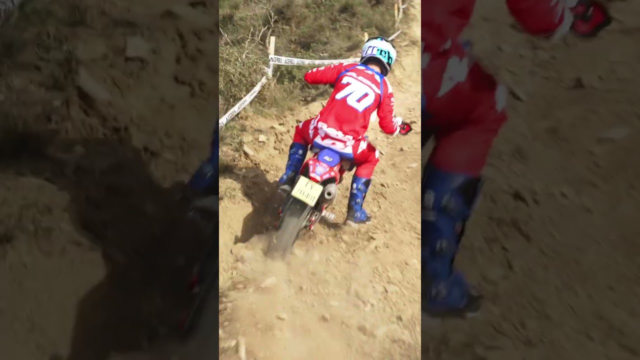 Steve Holcombe amazing style with the Beta at EnduroGP!
