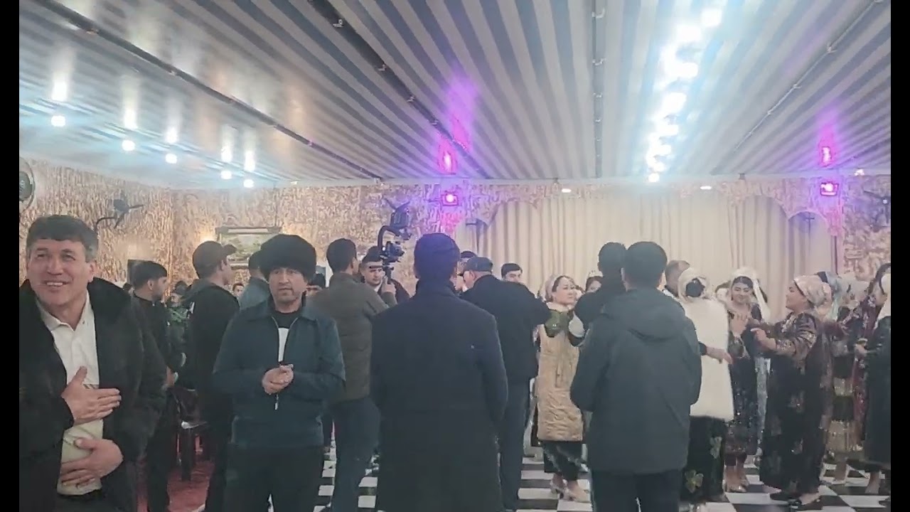 БАЗМ ПЕШ АЗ АРУСУ ДОМОДРО ГУСЕЛ КАРДАН ДАР НОҲИЯИ ҚАБОДИЁН АЗ ҶОНИБИ ХАЙРИДДИНИ БОЗОР 