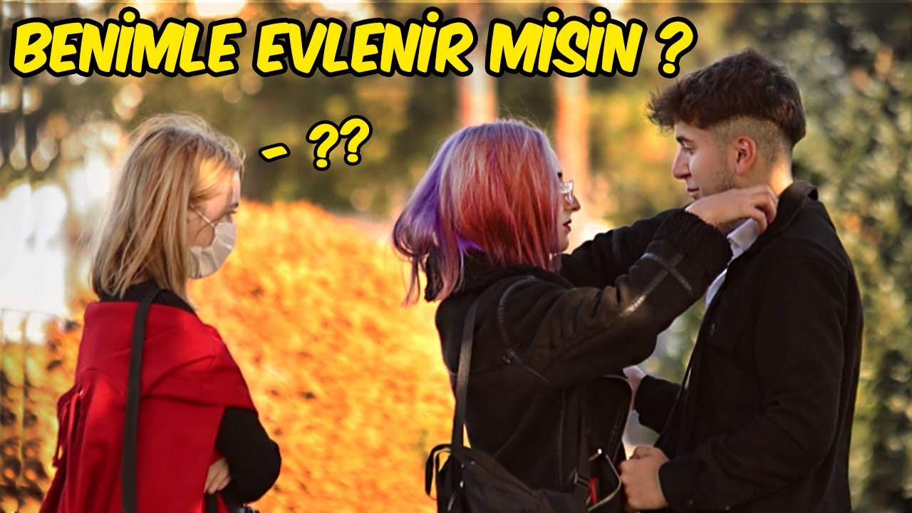 YÜZÜK İLE EVLİLİK TEKLİFİ - BENİMLE EVLENİR MİSİN ?