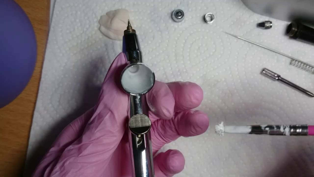 Airbrush Pistole reinigen