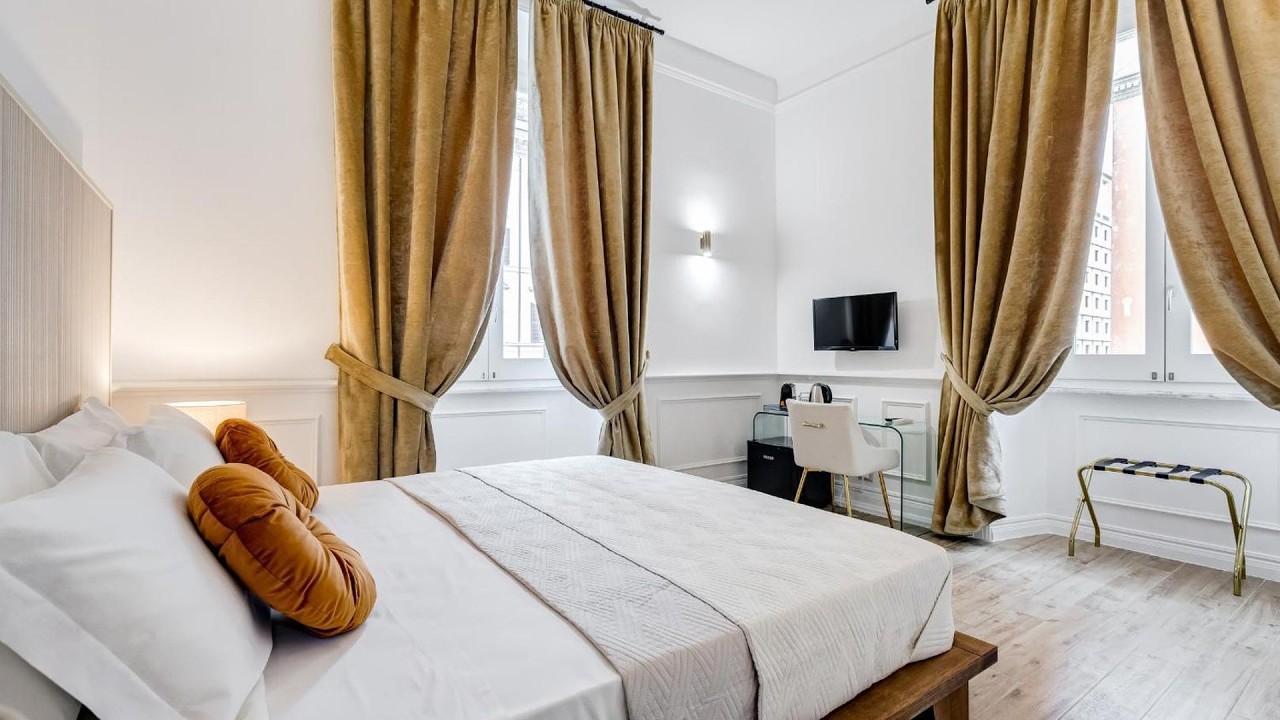Monti Suites Cavour | Rome, Italy | Hotel Review ⭐