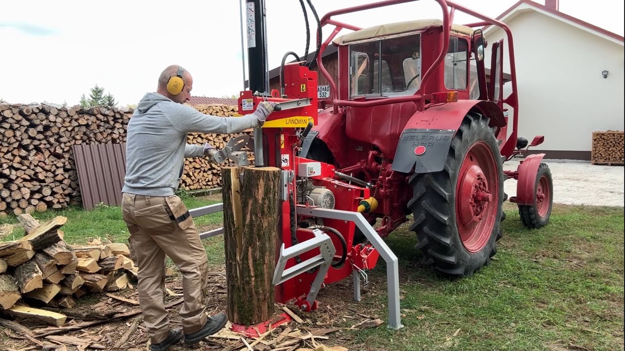 Lancman STX 17 firewood splitter running from PTO! 💪