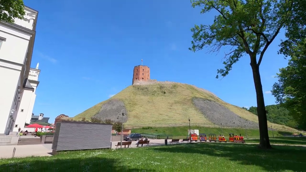 Exploring Bernardinų Park and Pilies Street in Vilnius, Lithuania: A Walking Tour