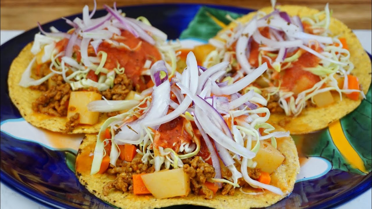 TOSTADAS DE PICADILLO con una salsa que les fascinará // comidas baratas pero sabrosas
