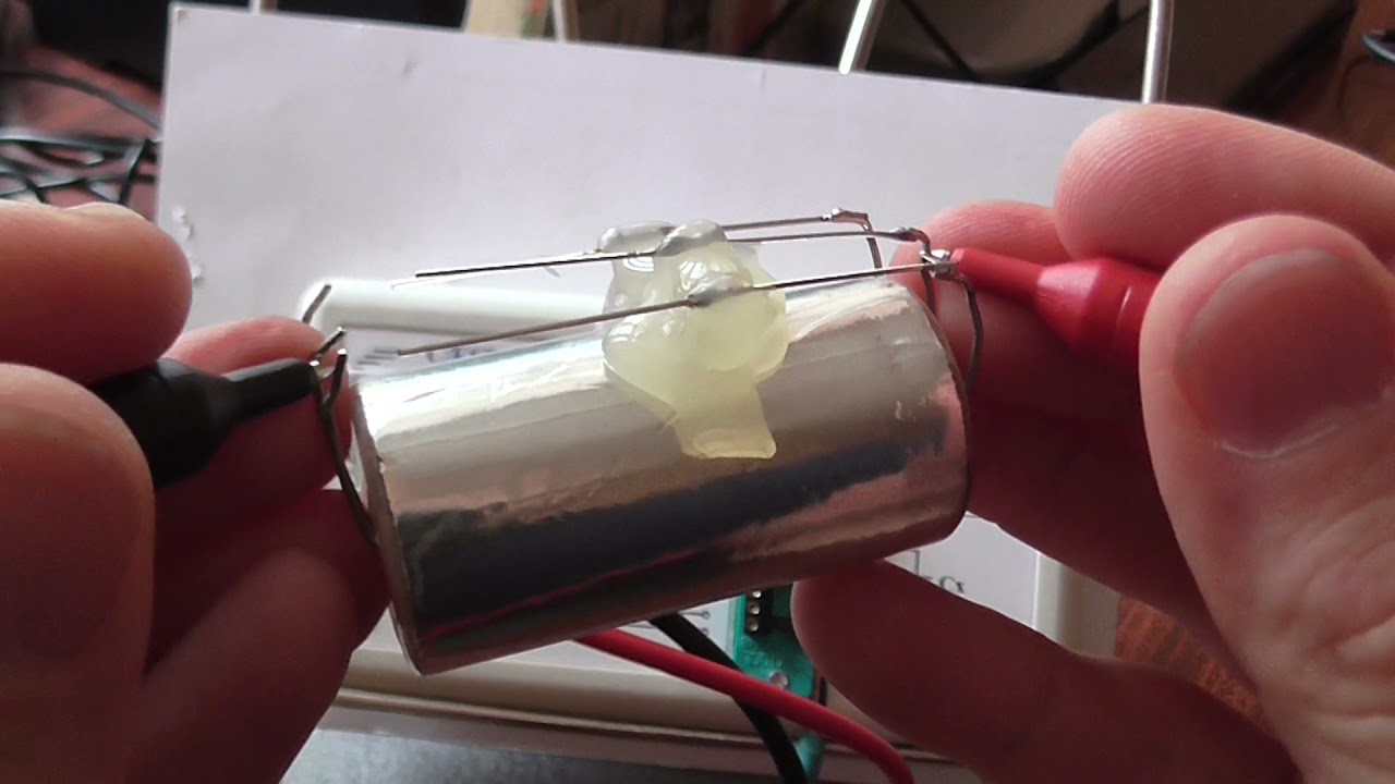 Три конденсатора в одном. Утечка.