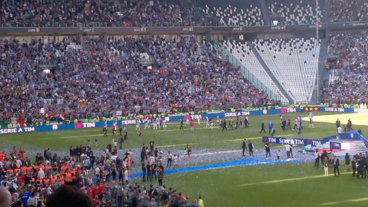 Alè la Juve Inno Juventus giorno dello scudetto festa scudetto Juventus Crotone
