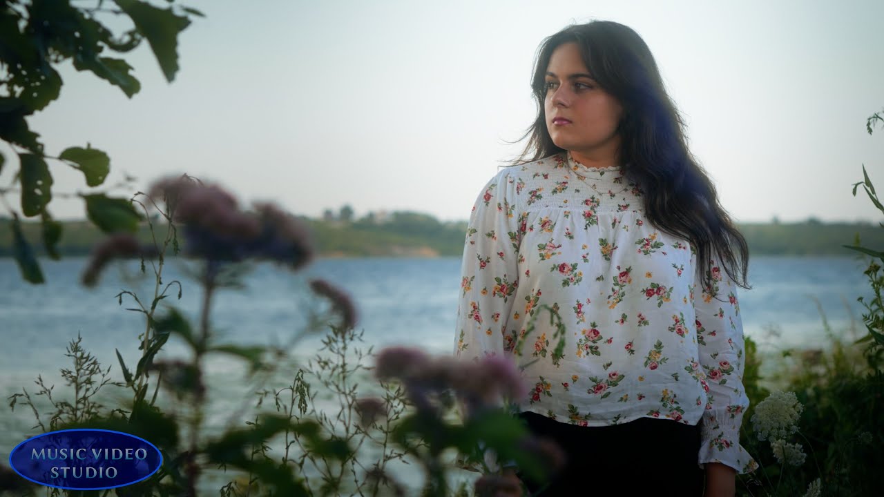 Julia Stasinowska - Valerie (Amy Winehouse cover)