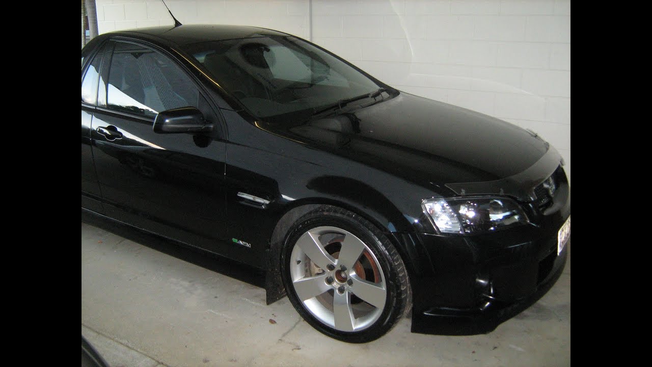 2009 Seat plastic trim removal. VE SSV 6.0L V8 Holden Ute