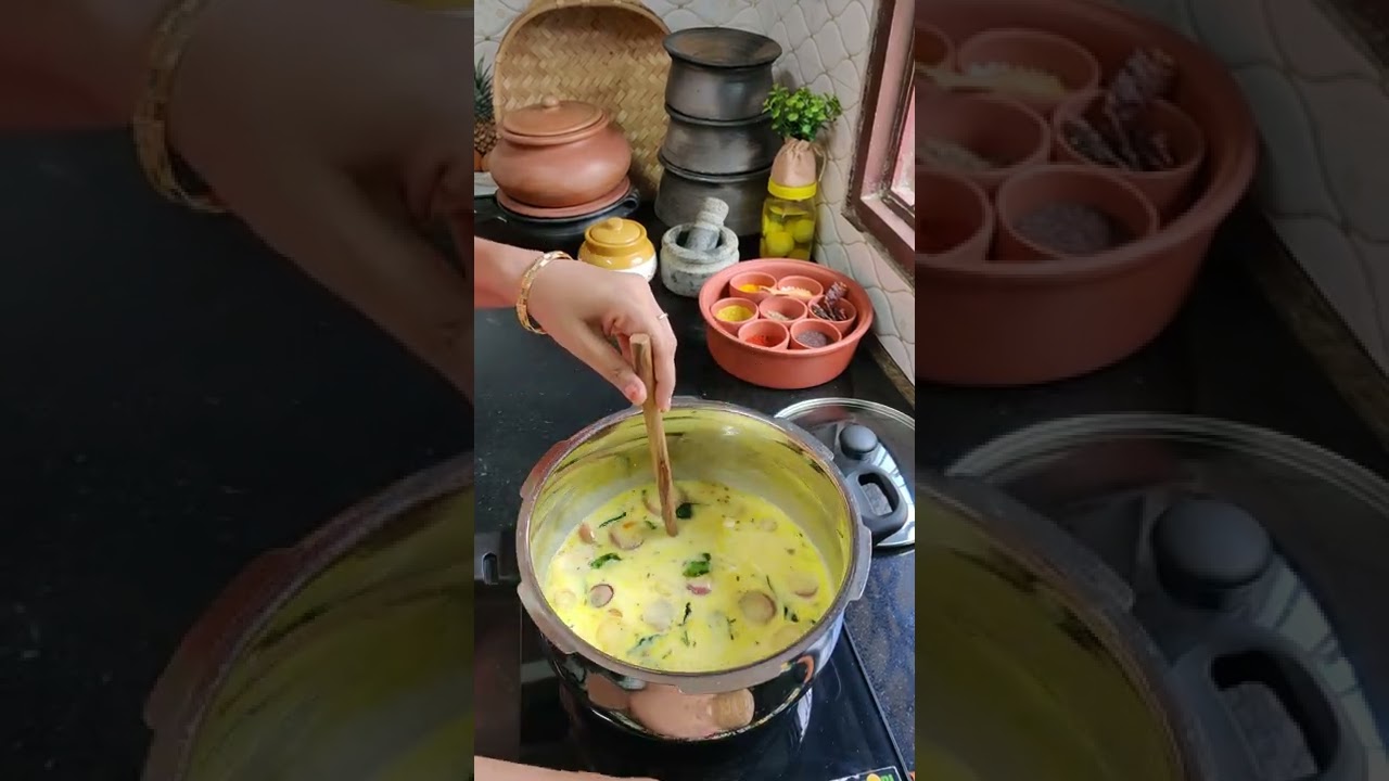 Pyaz ki  Kadhi