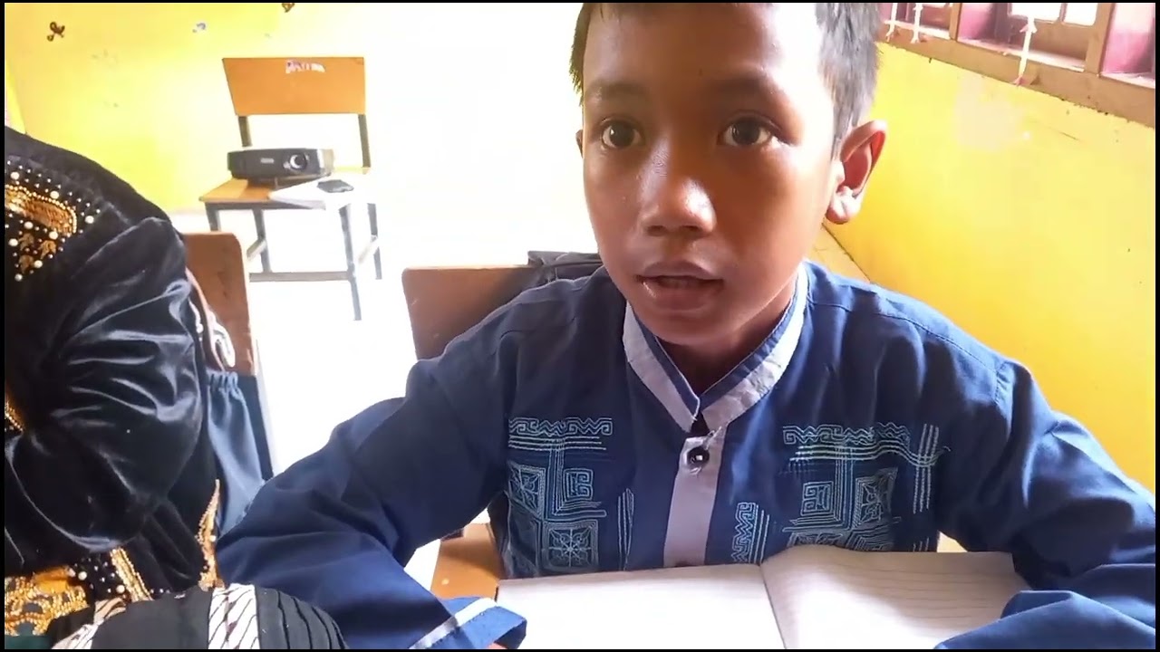 Supervisi Guru di kelas SDN 187/1Teratai