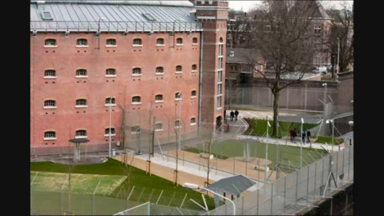Vrouw ontsnapt via tunnel uit gevangenis in Breda